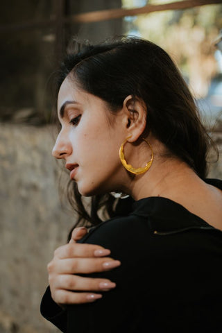 ZAHARA STUDS