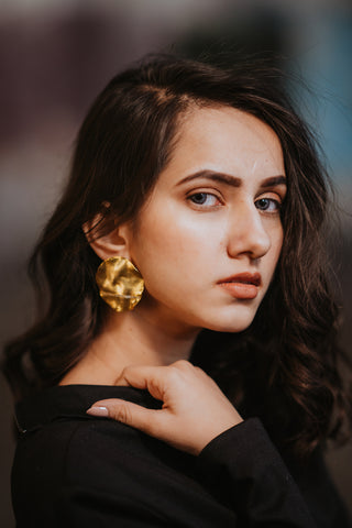 ZAHARA STUDS