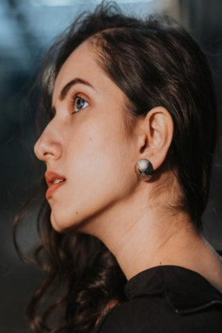 ZAHARA STUDS