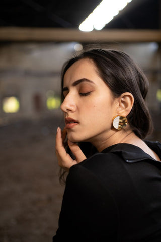 ZAHARA STUDS
